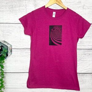 Pink & Black Trippy Art Graphic Women's T-Shirt Size Medium Psychedelic Eyeball